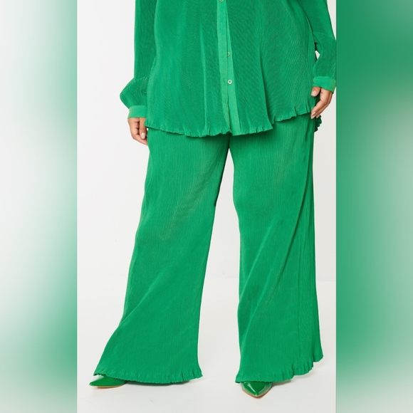 PLUS SIZE 24 Bright Green Plisse 2 Piece Set - Picture 7 of 10